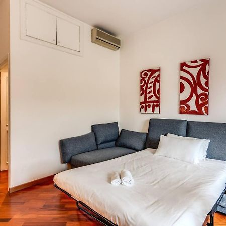 Splendid Flat On The Tiber River Рим Екстер'єр фото